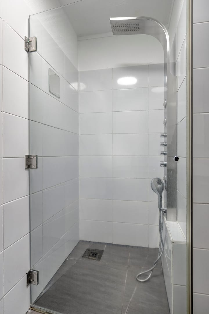 Foto 21 van Gouverneurstraat 21