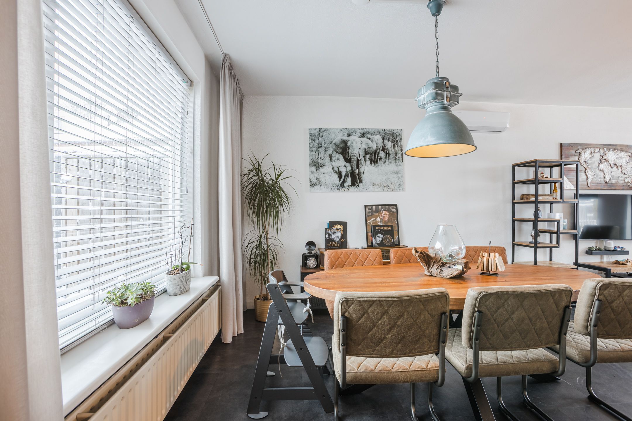 Photo 9 of Weigeliastraat 2