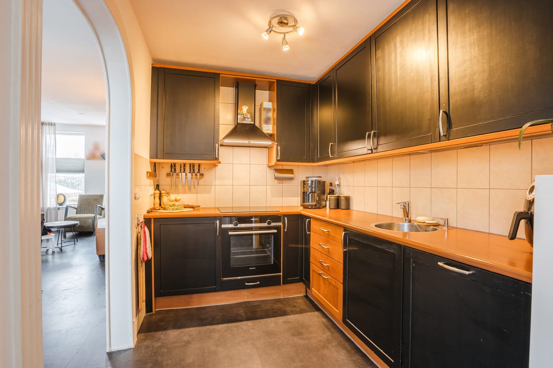 Photo 13 of Weigeliastraat 2