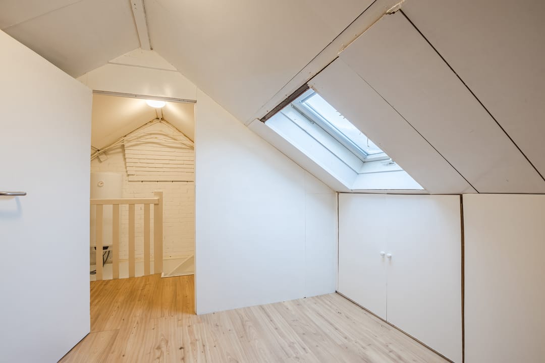 Photo 37 of Weigeliastraat 2