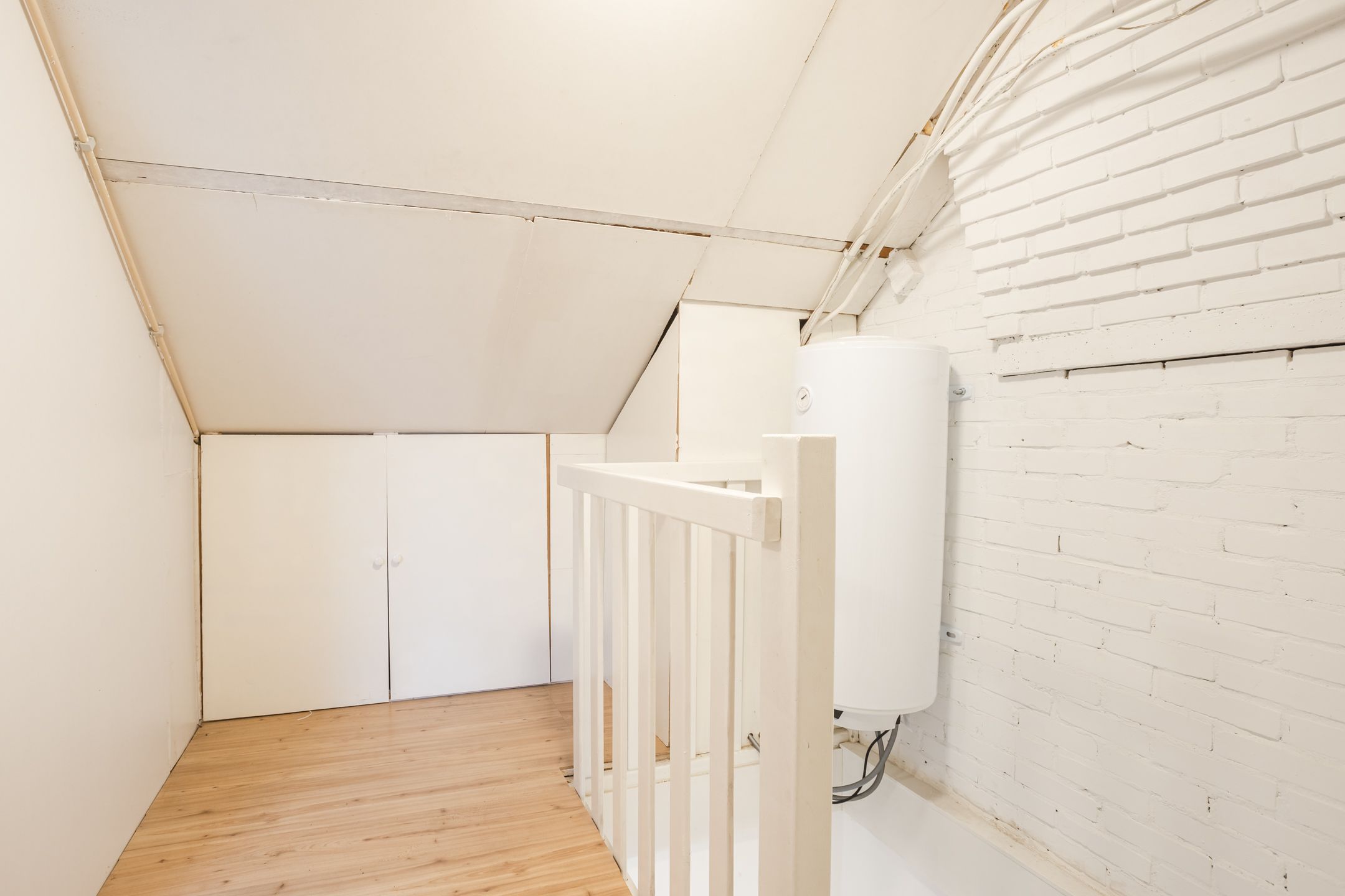 Photo 39 of Weigeliastraat 2