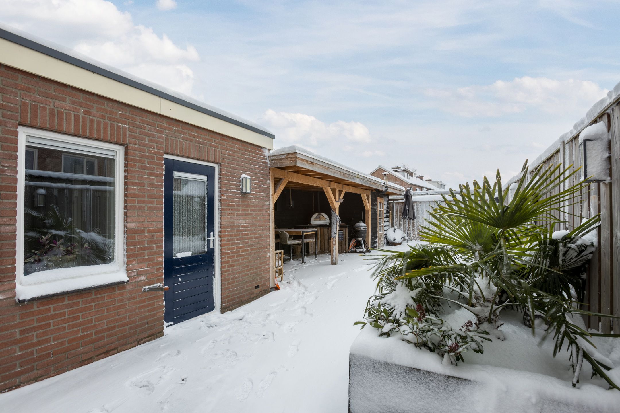 Photo 42 of Weigeliastraat 2