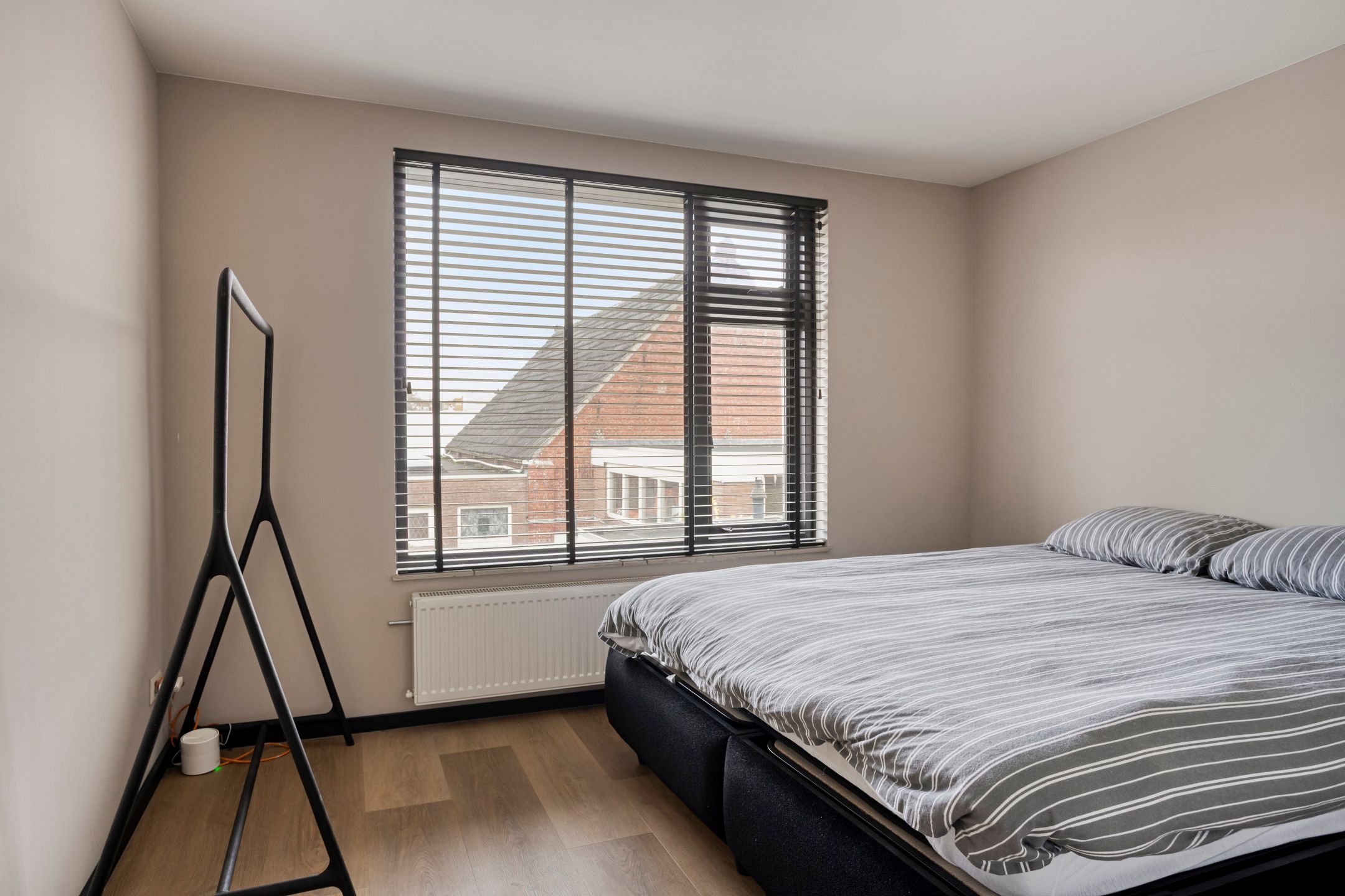 Foto 24 van Antwerpsestraatweg 203