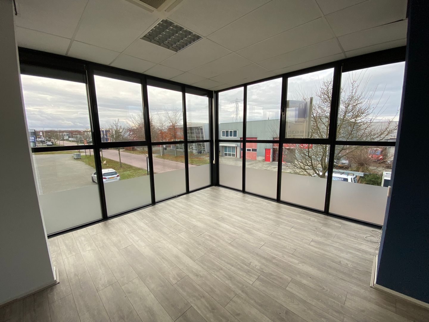 View photo 4 of Telfordstraat 11