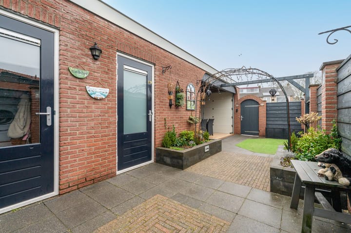 Foto 36 van Veldstraat 11