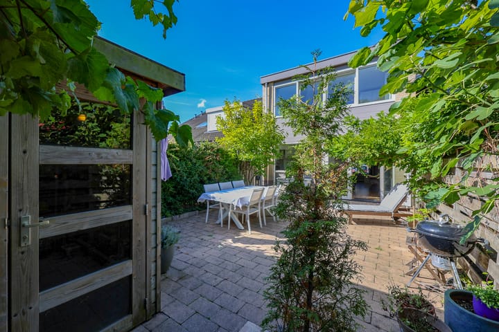 Photo 45 of Corellistraat 8