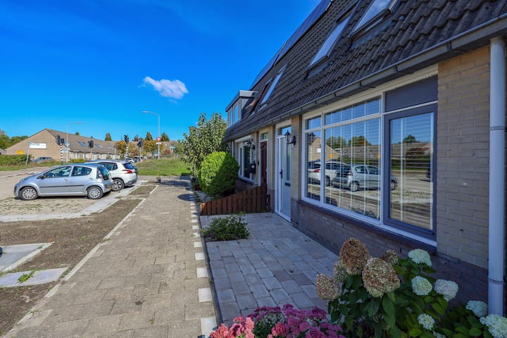 Photo 47 of Corellistraat 8