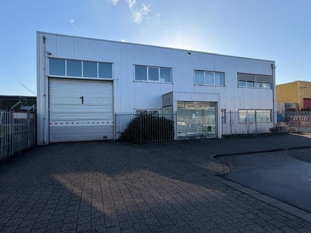 View photo 1 of Tractieweg 170