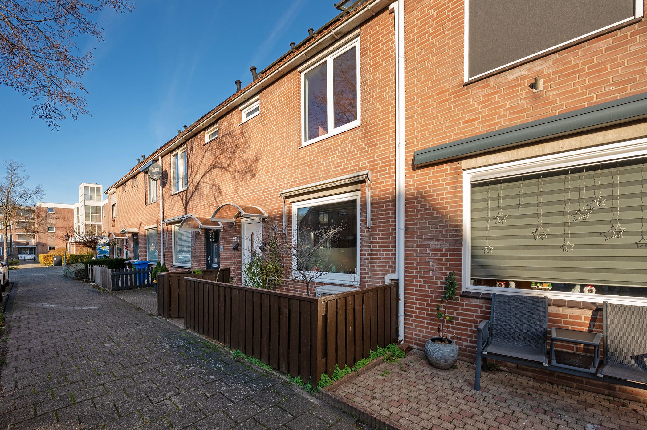 Marketentster, 209, Alphen aan den Rijn, 2401JB, Zuid-Holland, Nederland 209 