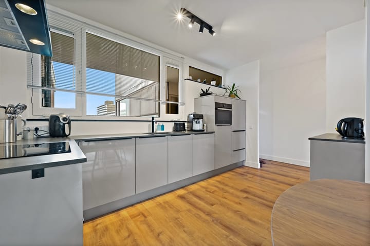 Foto 9 van Sirtemastraat 297