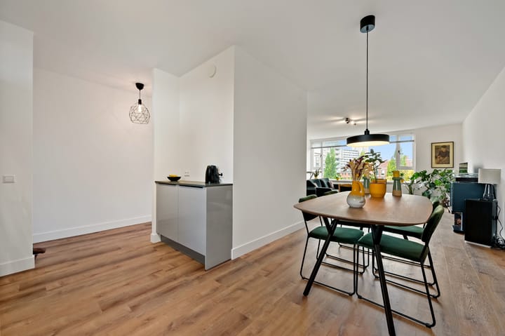 Foto 12 van Sirtemastraat 297