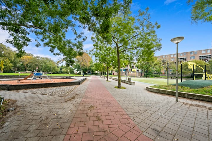 Foto 37 van Sirtemastraat 297