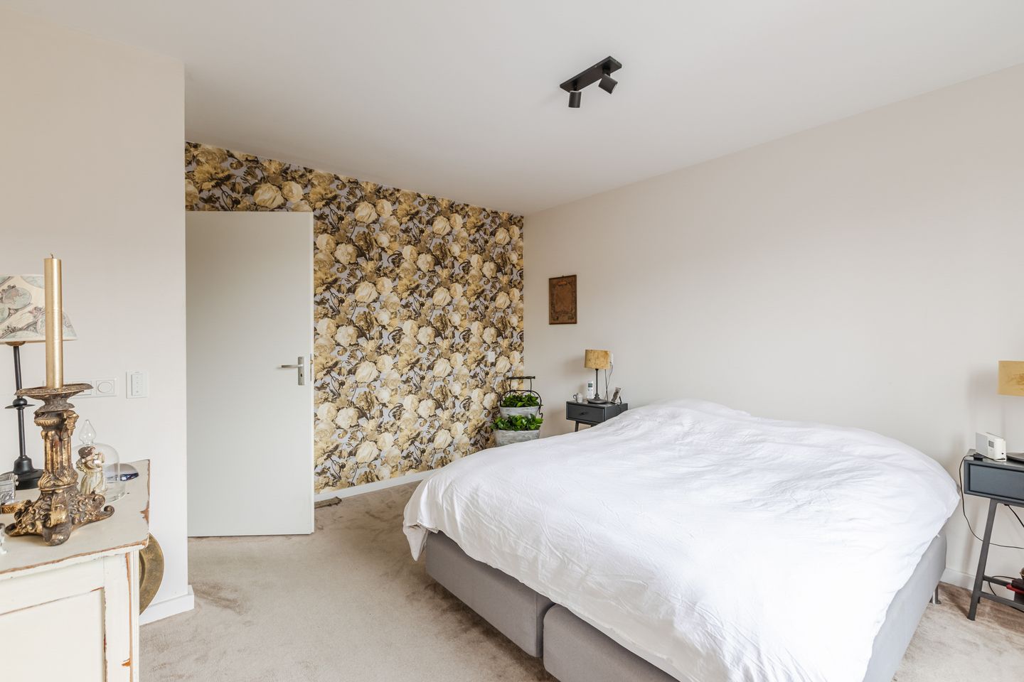 Foto 20 van Veenestraat 53