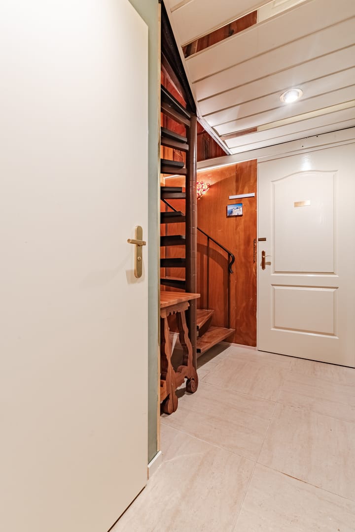 Foto 19 van Roosmarijnhof 3