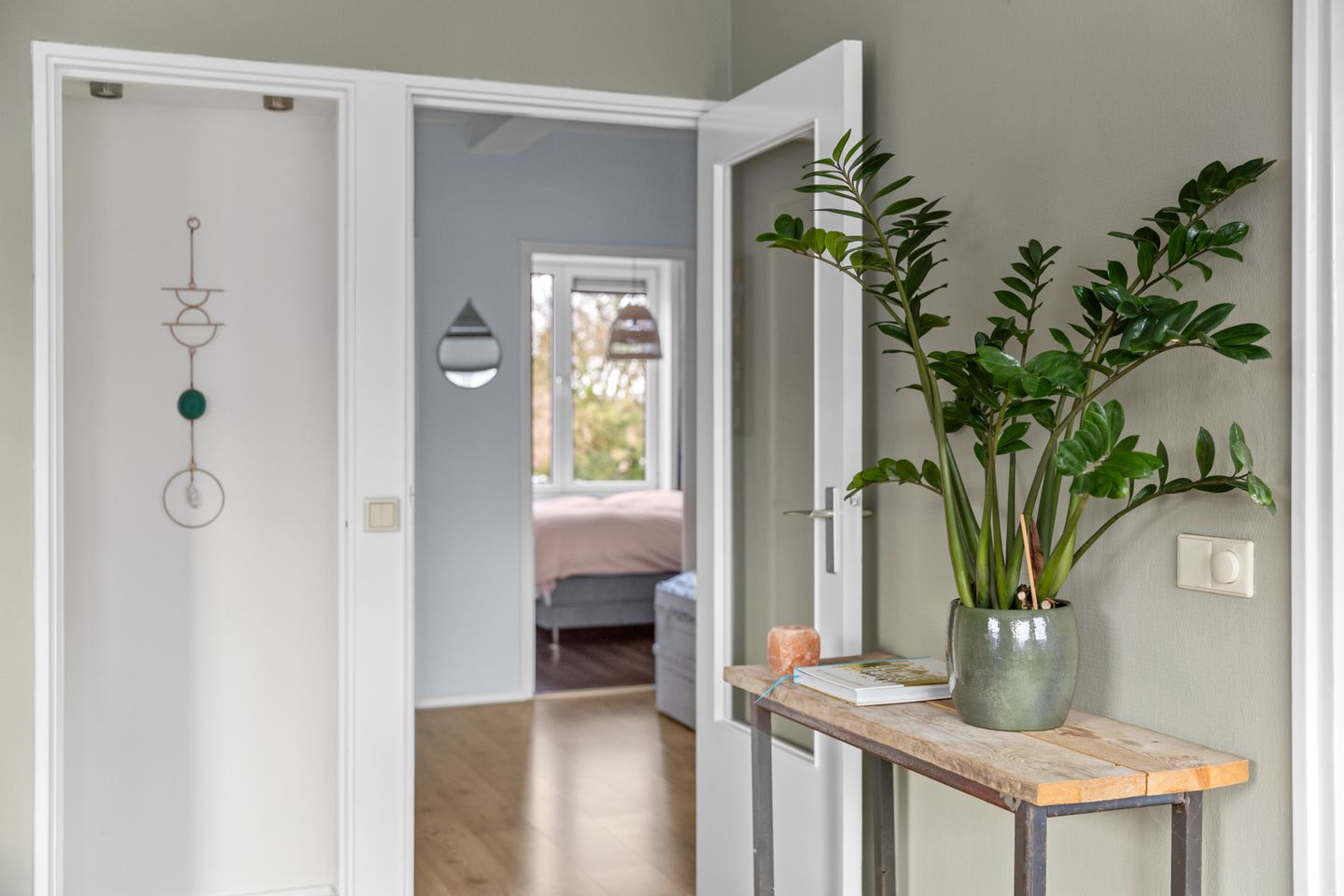 Photo 14 of Alphons Diepenbrockstraat 11-B