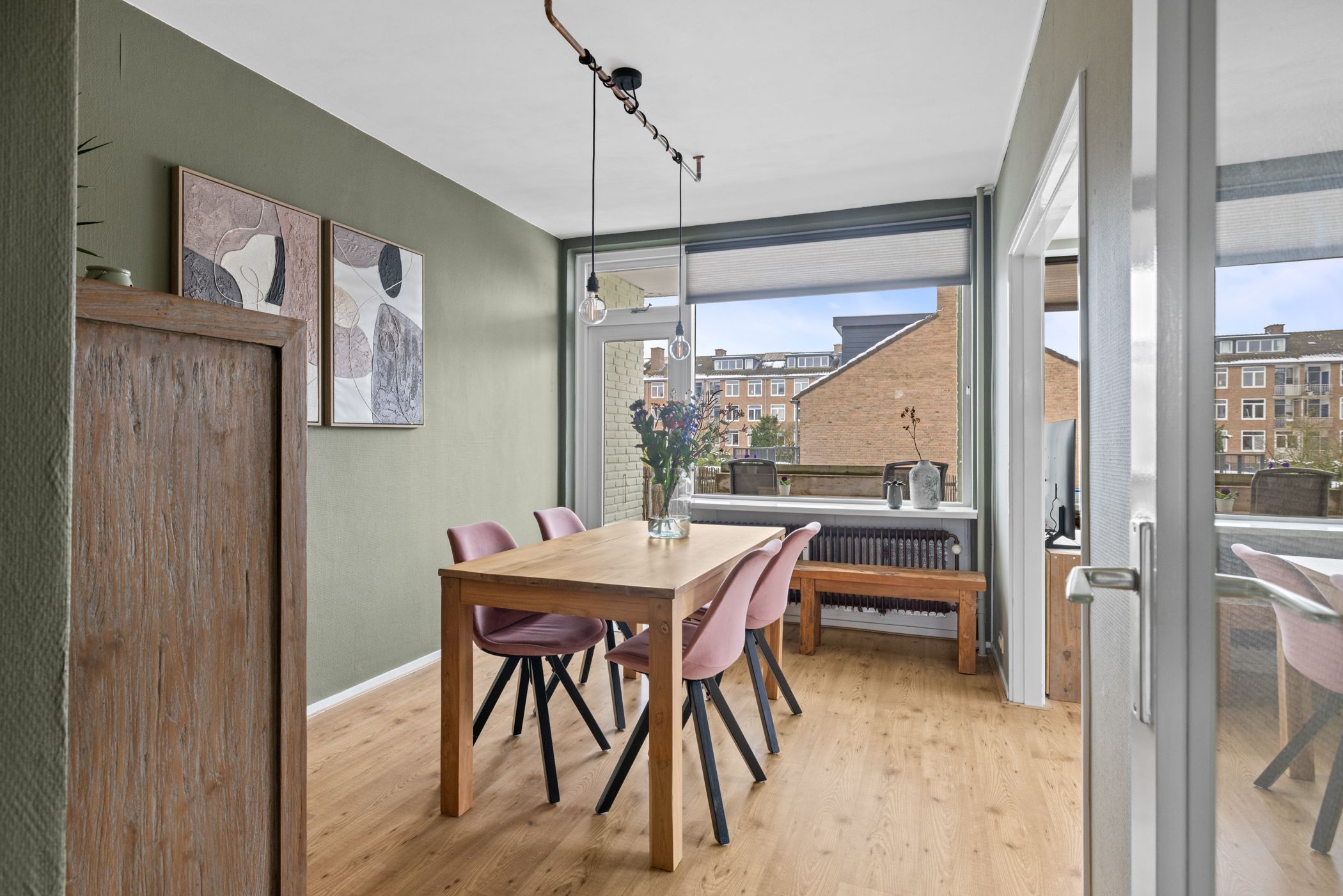 Photo 18 of Alphons Diepenbrockstraat 11-B