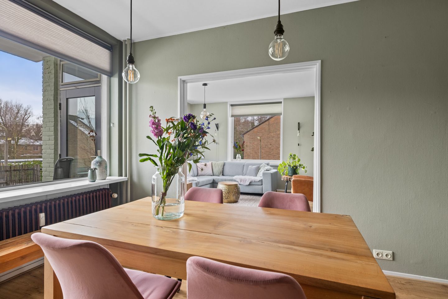 Photo 25 of Alphons Diepenbrockstraat 11-B