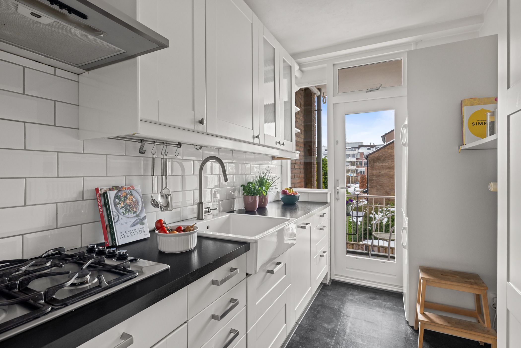Photo 30 of Alphons Diepenbrockstraat 11-B