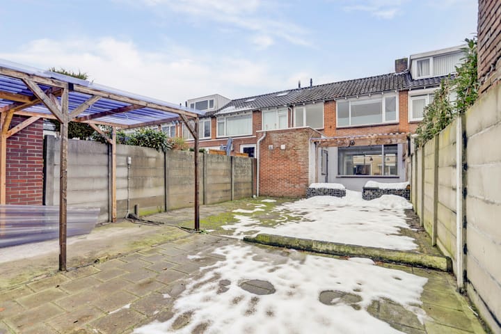 Foto 2 van Madeliefstraat 8