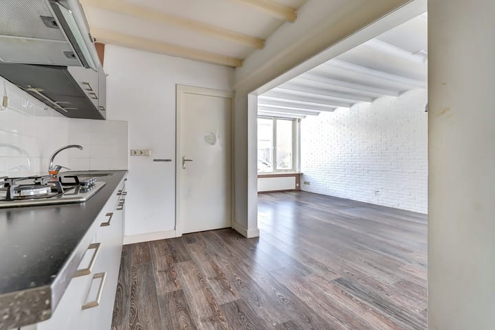 Foto 11 van Madeliefstraat 8