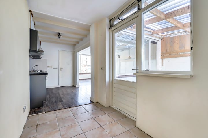 Foto 16 van Madeliefstraat 8