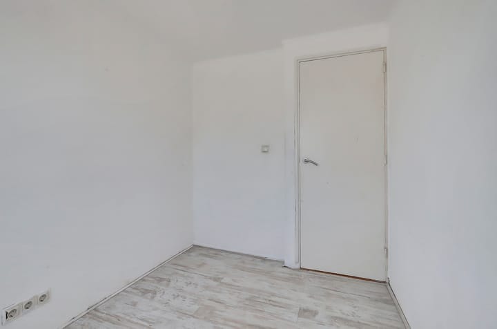 Foto 24 van Madeliefstraat 8