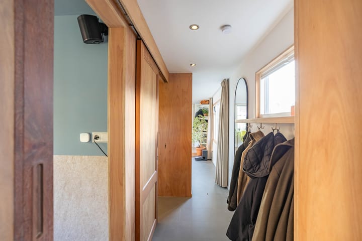 Foto 27 van Winschoterdiep 1001-A