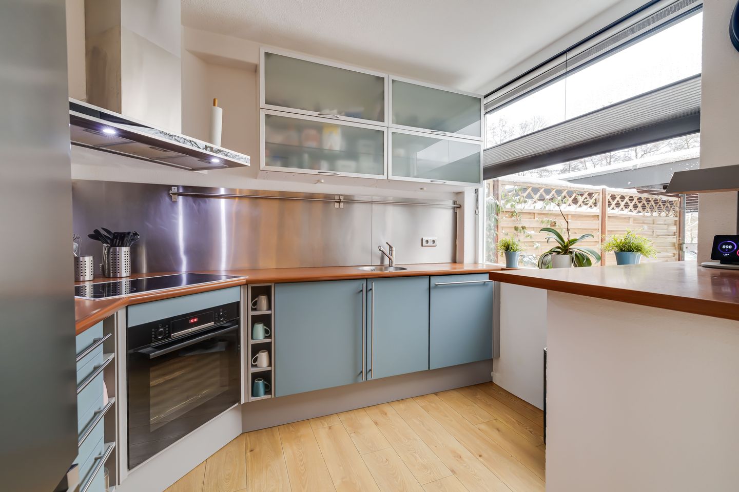 Photo 10 of Schrijnwerkershorst 721