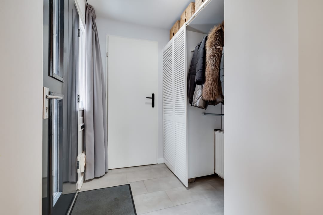 Photo 13 of Schrijnwerkershorst 721