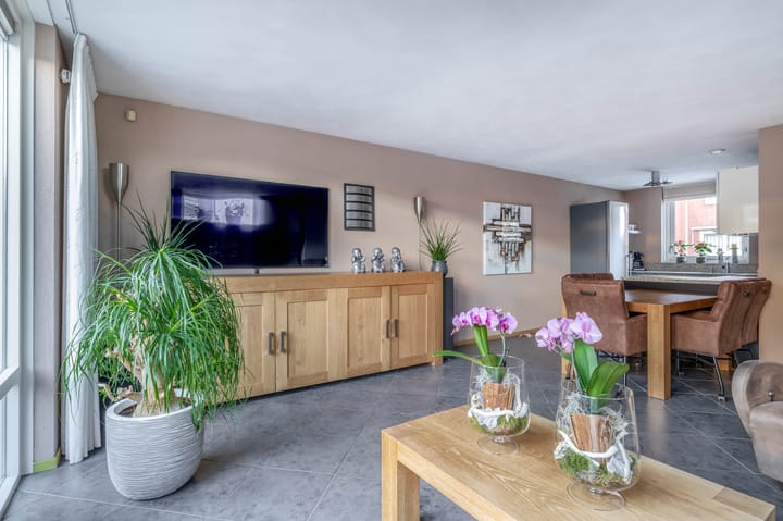 Foto 11 van Karekiet 100