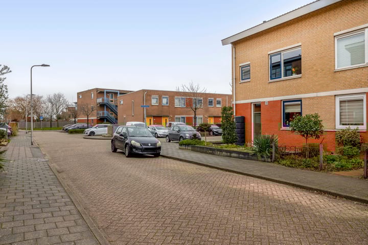 Foto 33 van Karekiet 100