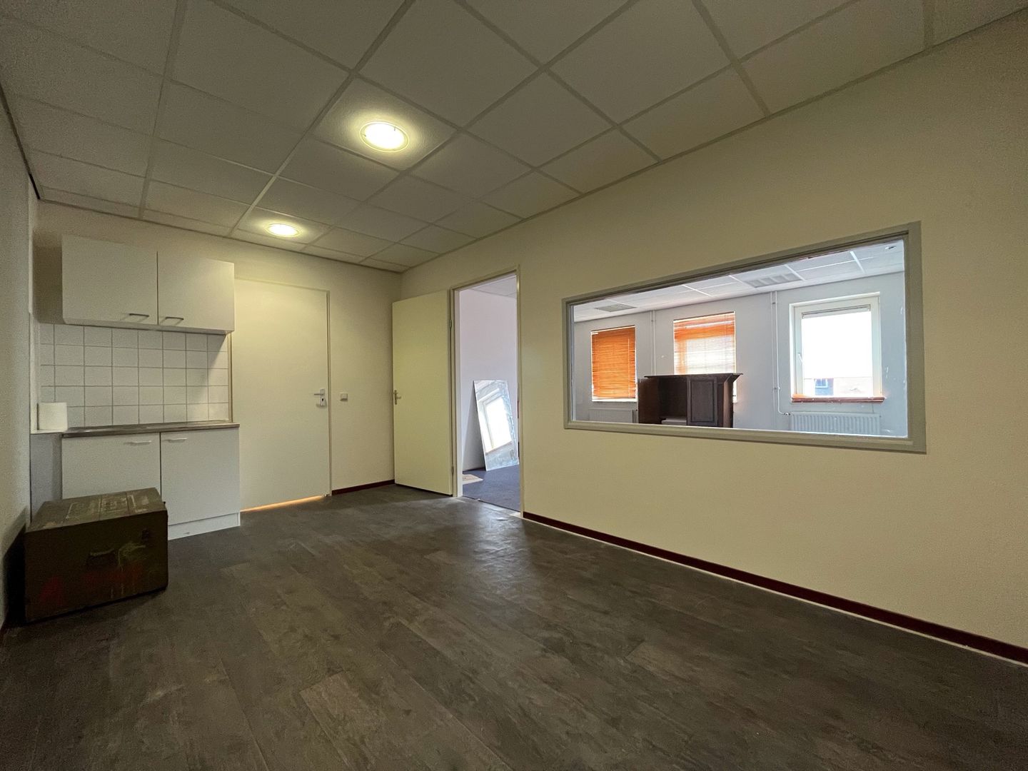 View photo 3 of Nijverheidstraat 33-b