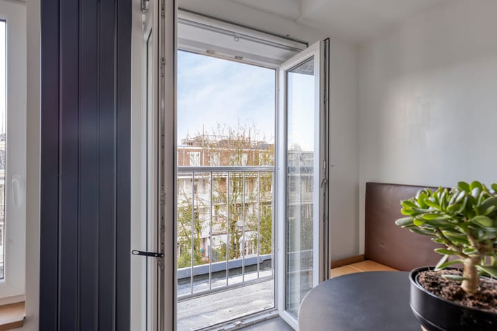 Foto 11 van Kanaalstraat 168-4