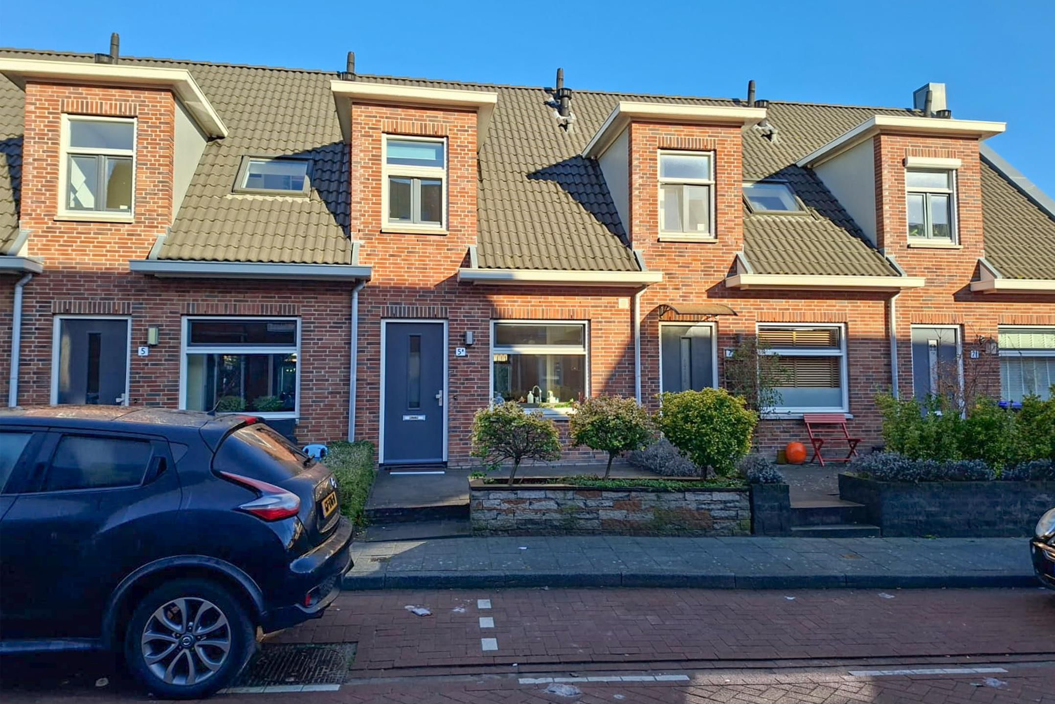 Buying a house in The Netherlands., Julianastraat 5-A