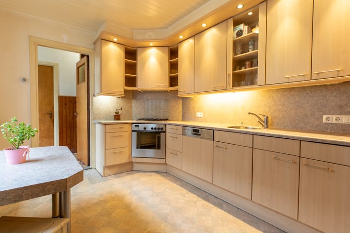 Foto 10 van Schaesbergerweg 87