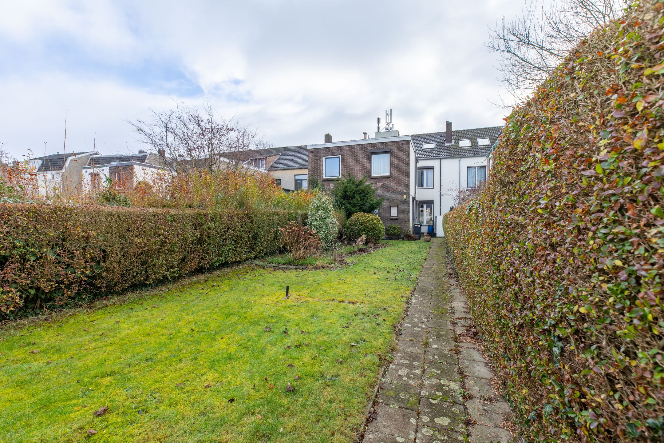 Photo 27 of Schaesbergerweg 87