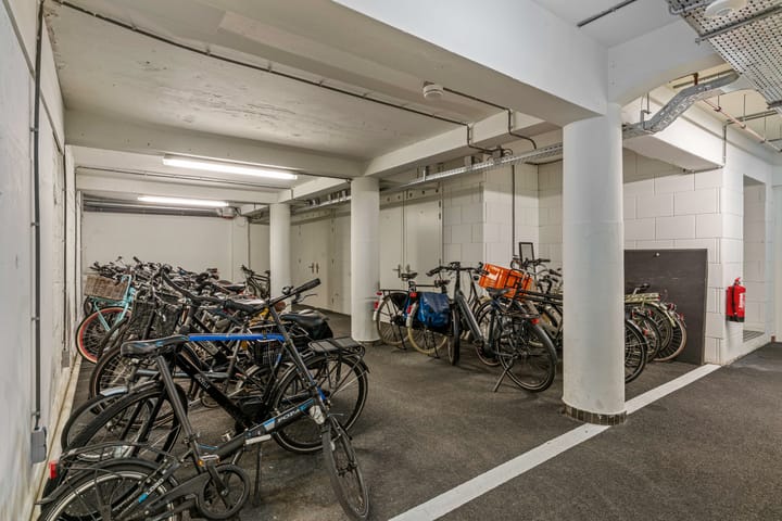 Foto 18 van Groenhazengracht 1-B