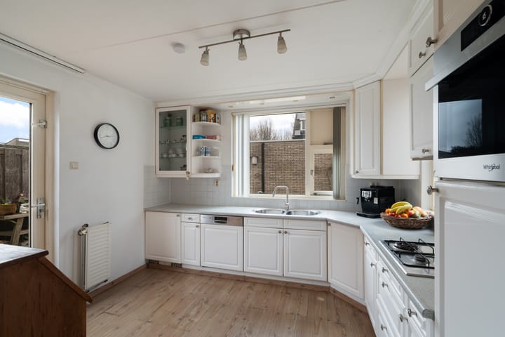 Foto 12 van Charlotte Salomonlaan 1