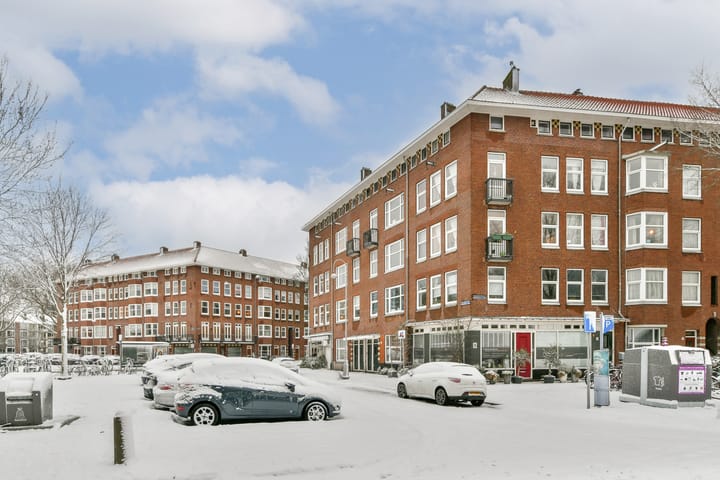 Foto 3 van Aalsmeerplein 1-2