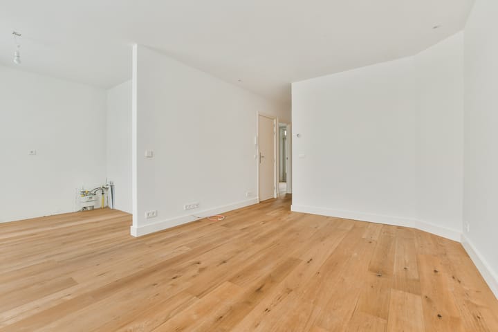 Foto 8 van Aalsmeerplein 1-2