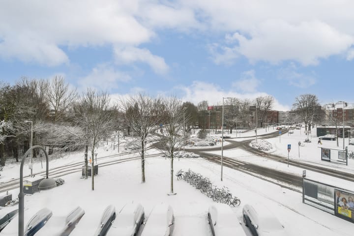 Foto 11 van Aalsmeerplein 1-2