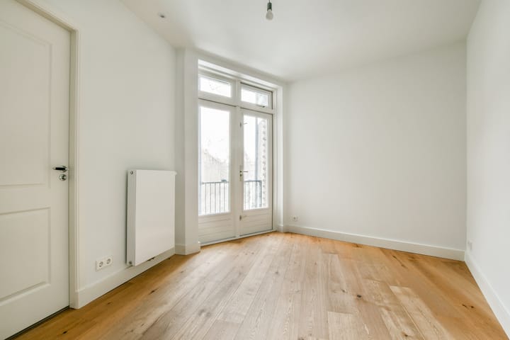 Foto 14 van Aalsmeerplein 1-2