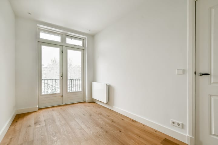 Foto 19 van Aalsmeerplein 1-2