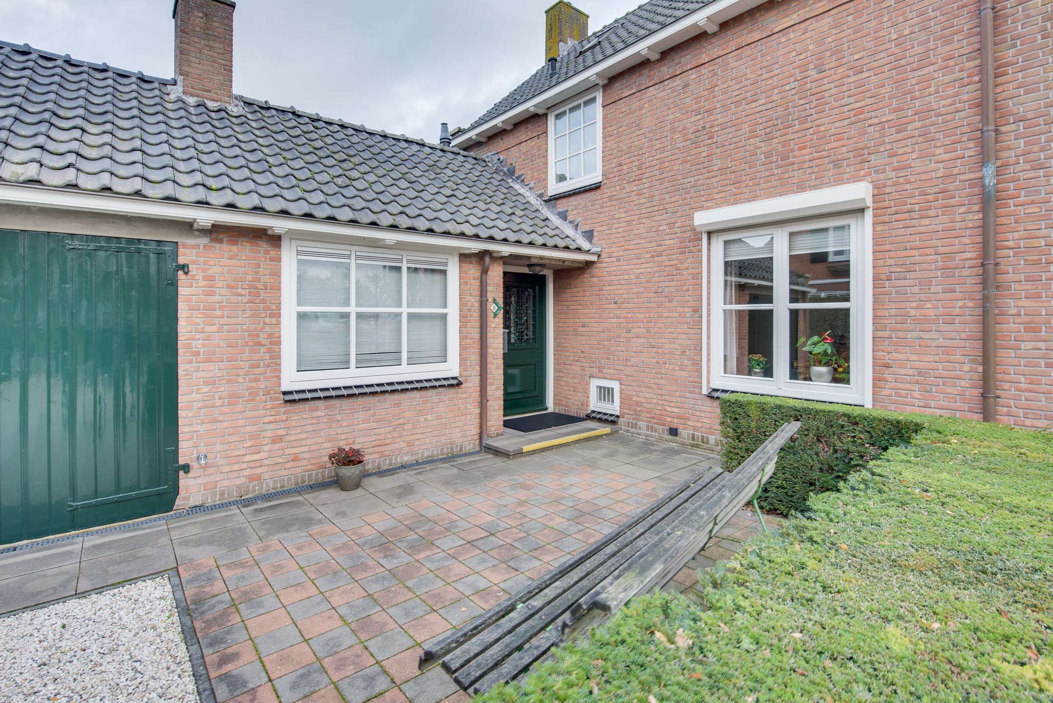 Foto 9 van Voorstraat 8