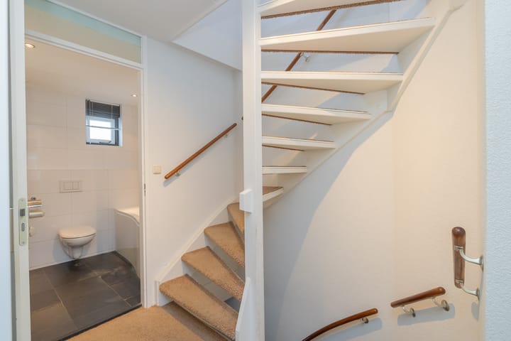 Photo 26 of Burgemeester Hermanslaan 11