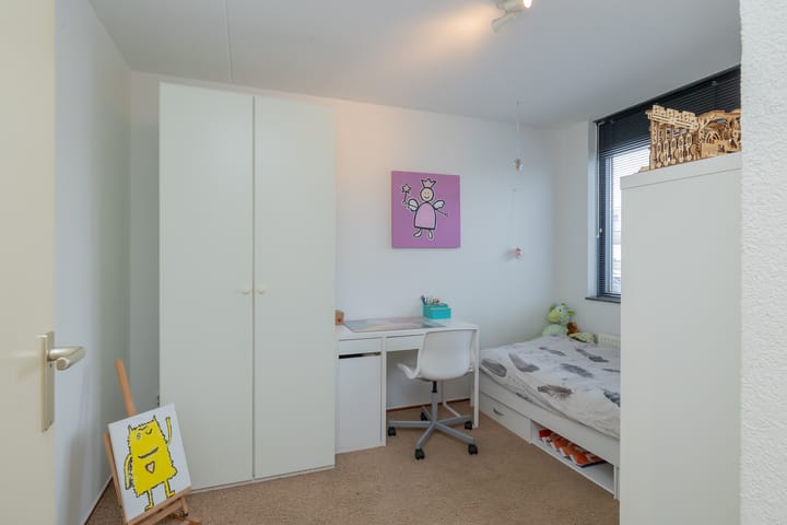 Photo 24 of Burgemeester Hermanslaan 11