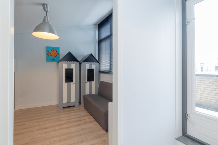 Photo 30 of Burgemeester Hermanslaan 11