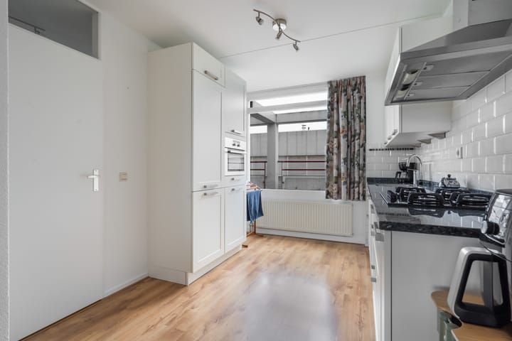 Foto 16 van Emmaplein 194