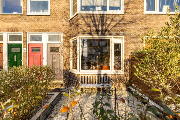 E. Thomassen à Thuessinklaan 20