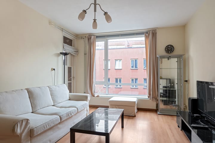 Foto 6 van Bredestraat 15-C